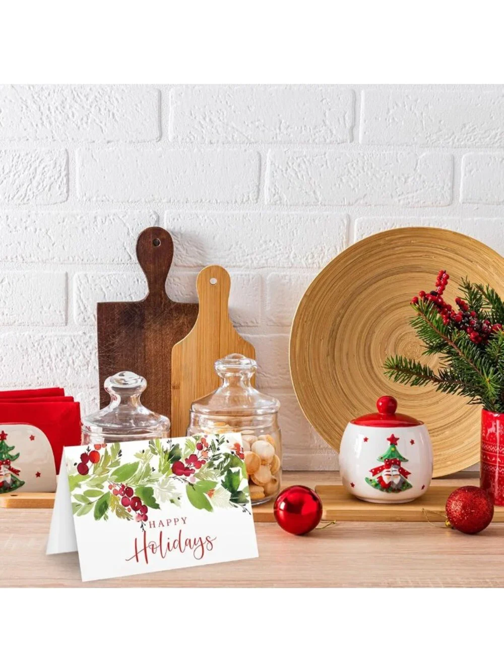 100 Pack Christmas Cards - Happy Holidays Greeting Cards with Berries & Leaves